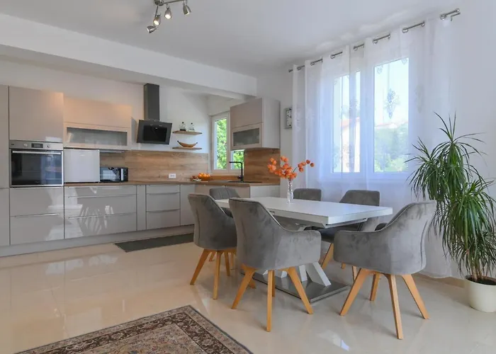 Apartman Iskra Lägenhet Rijeka