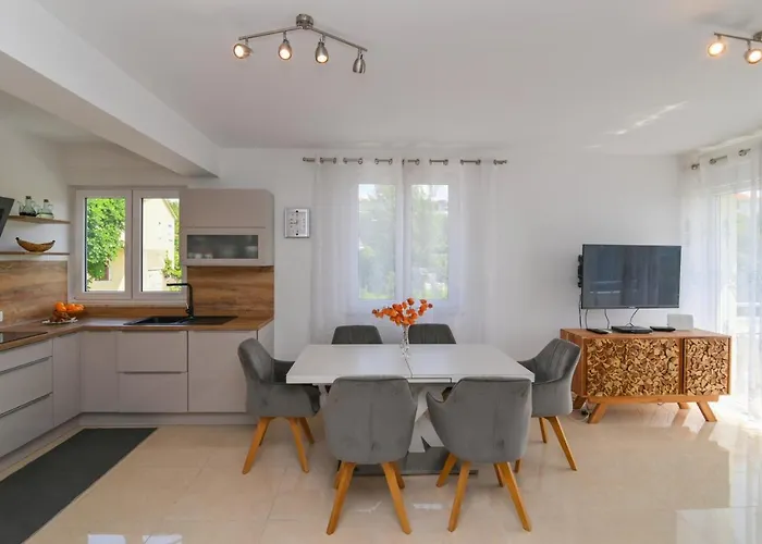 Lägenhet Apartman Iskra Rijeka